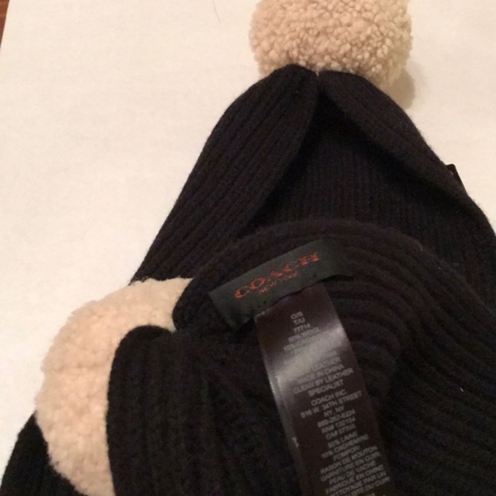Coach black hat & scarf set with beige pom-poms. EUC. - Picture 6 of 6